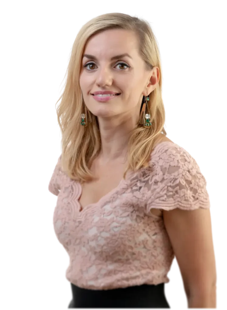 Marcela Qela - Account Manager in MarketingDesign